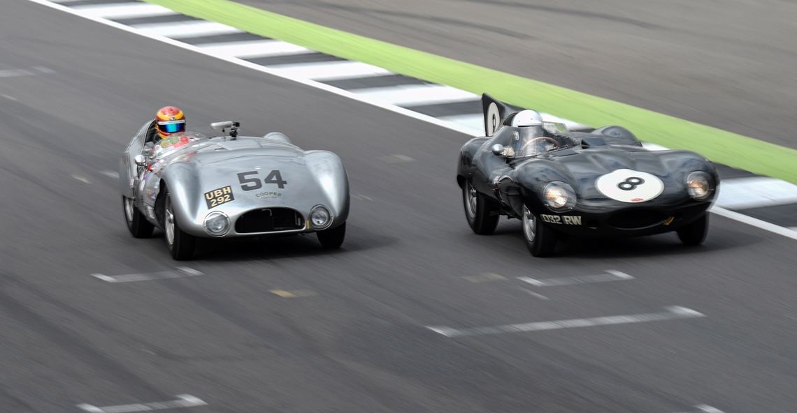 The Cooper T33 of Chris Ward qualified in pole position for the weekend's RAC Woodcote Trophy race
