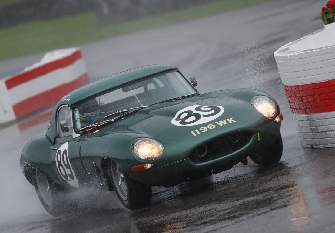 The Lightweight Jaguar E-Type of Chris Ward and Gordon Shedden qualified on pole position in the first of two qualifying sessions for the RAC TT Celebration race.
