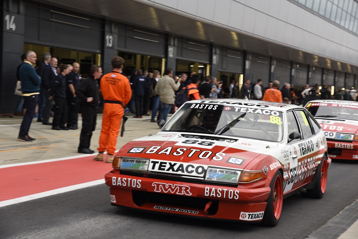 The Bastos Rover of Steve Soper overcame a tough race to finish 4th in class within the Jet Super Touring Car Trophy