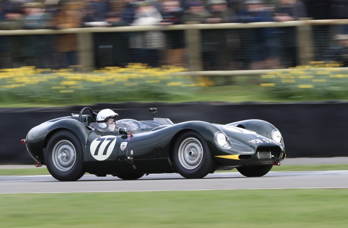 The Lister Knobbly of Derek Hood ran a consistent qualifying session ahead of Sunday's Scott Brown Trophy